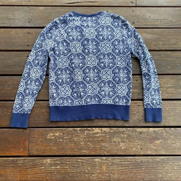 Lands end snowflake holiday print button up cardigan Nordic - Picture 3 of 3